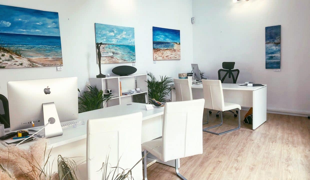 We invite you to our real estate agency in Felanitx!! Immobilien Felanitx Mallorca