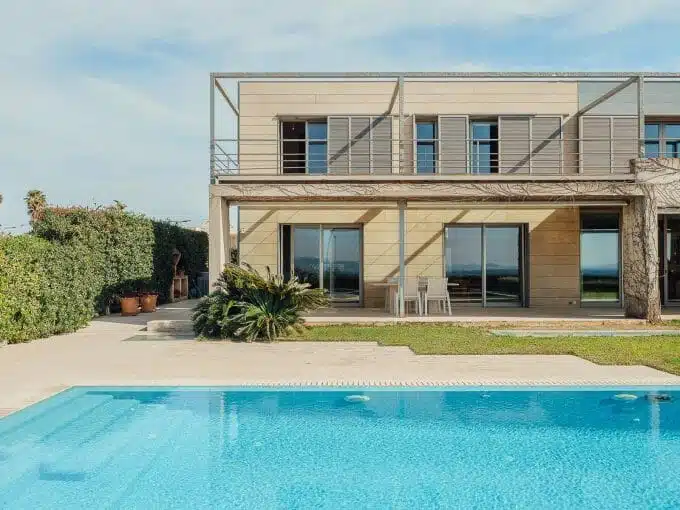 Luxus Villa in Palma Swimmingpool