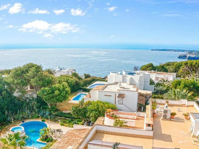 Villa mit Swimmingpool in Cala Egos