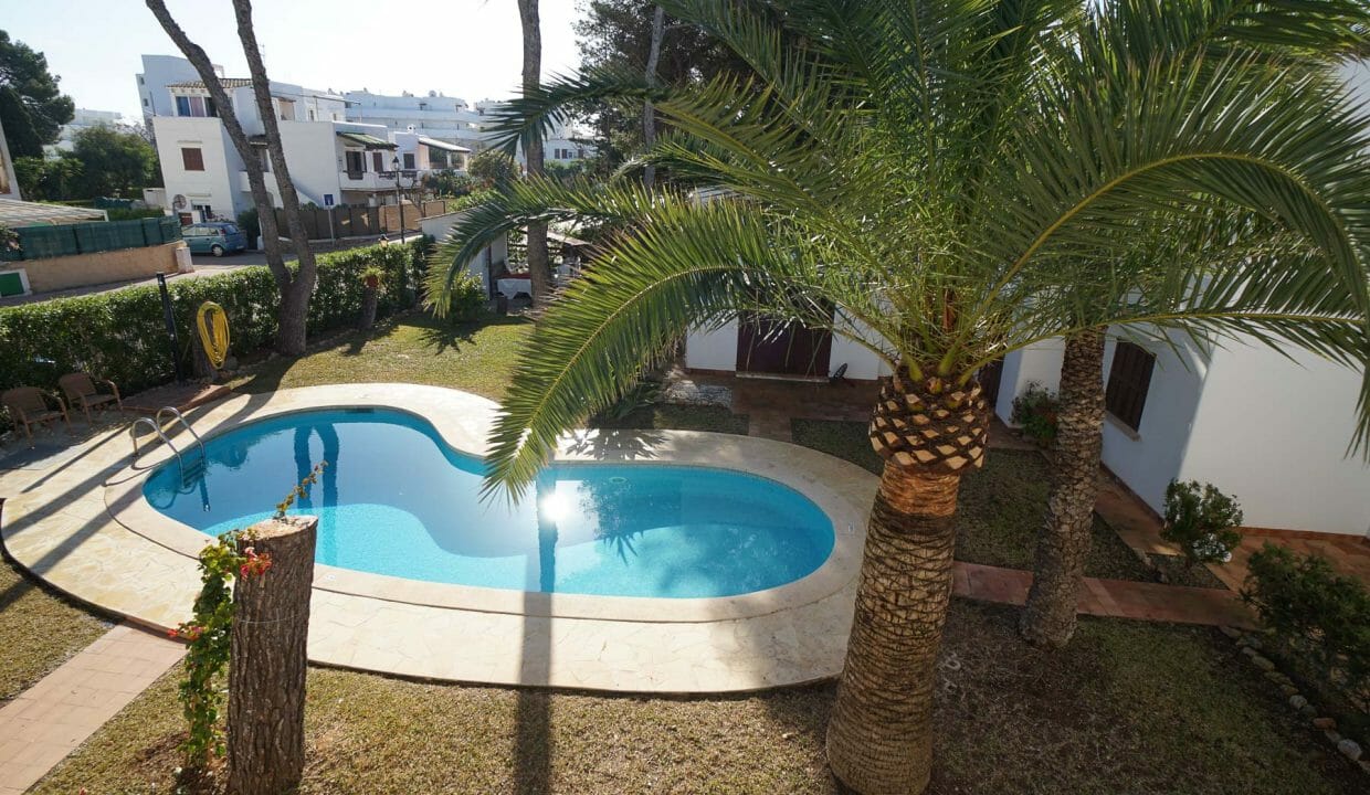apartment mit schwimmbad in cala dor