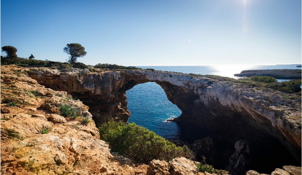 Cala Varques das blaue Tor