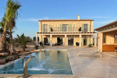 Neubau Luxus Finca in Es Llombards 22