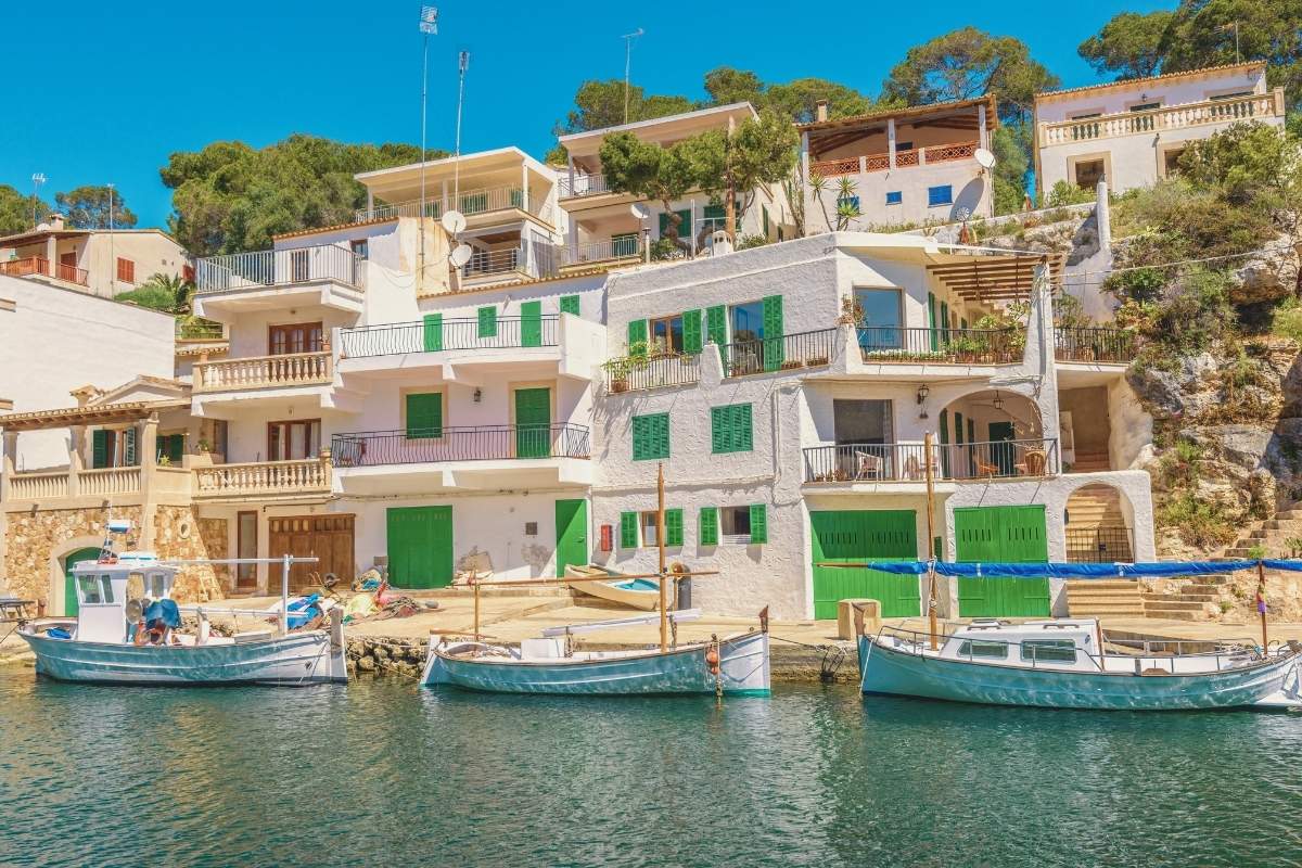 Puerto de Santanyi Cala Figuera