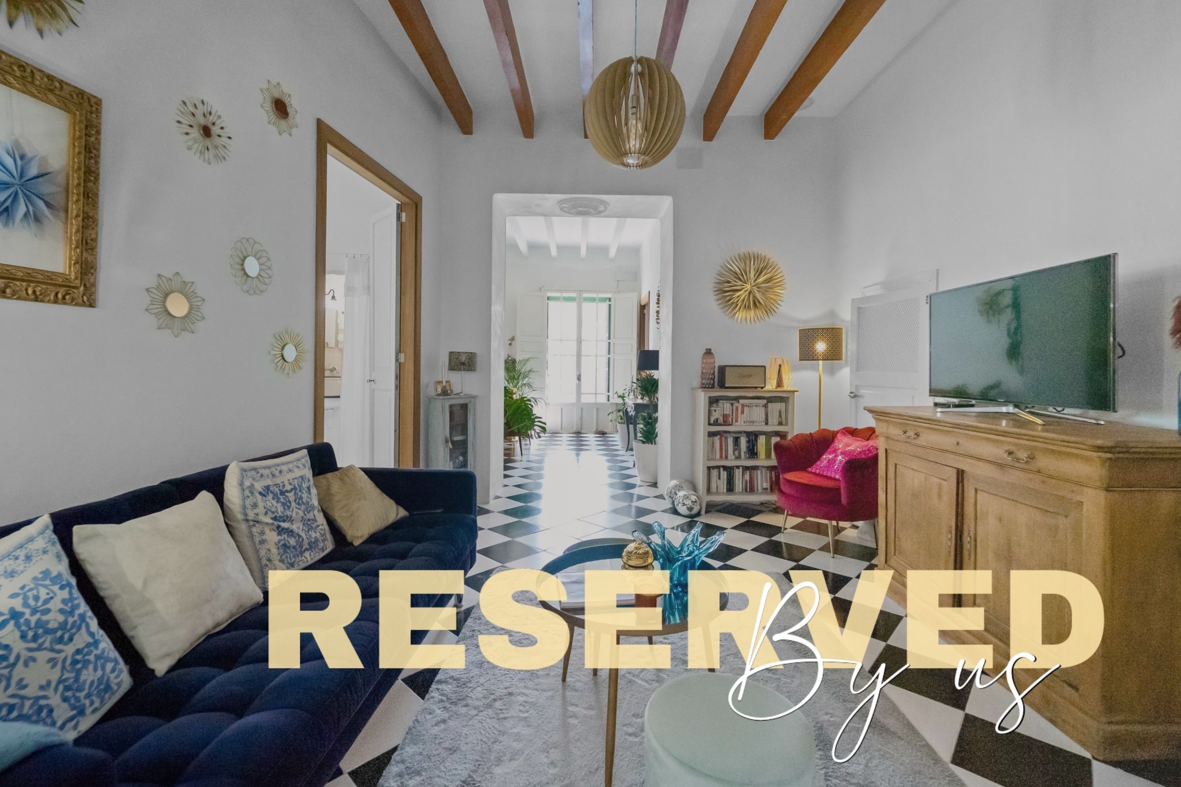 RESERVADO POR NOSOTROS | Encantadora casa de pueblo cerca del centro de Felanitx con patio y garaje