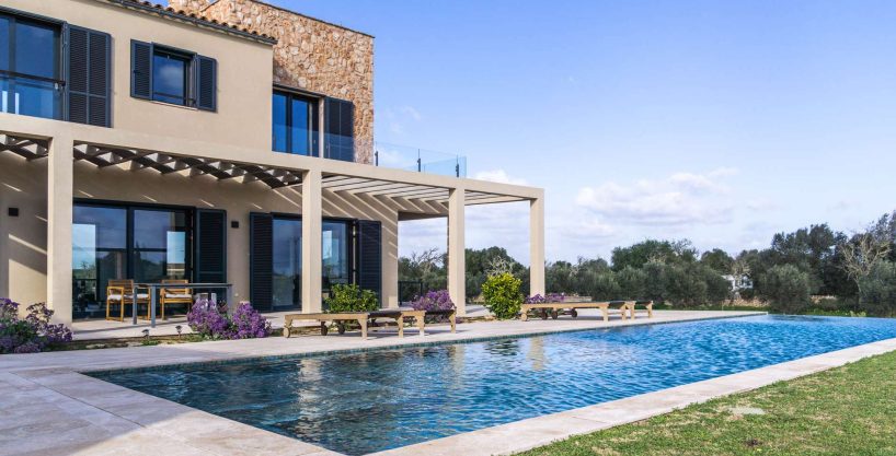 Luxus Finca Pool Salines-1